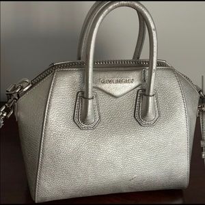 Givenchy Antigona bag in silver